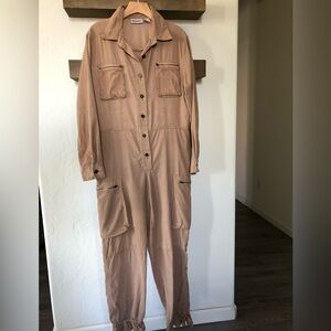 Vintage Tan Corduroy Long sleeve Jumpsuit, Cargo style & ruffle hem•••Jeanology